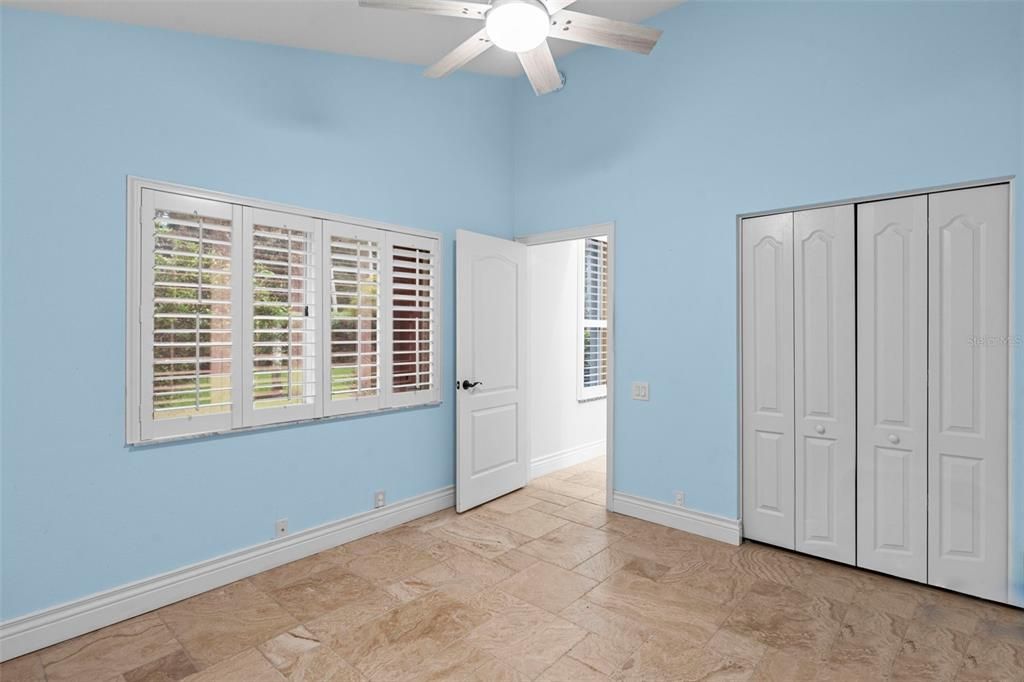 For Sale: $1,125,000 (5 beds, 4 baths, 3264 Square Feet)