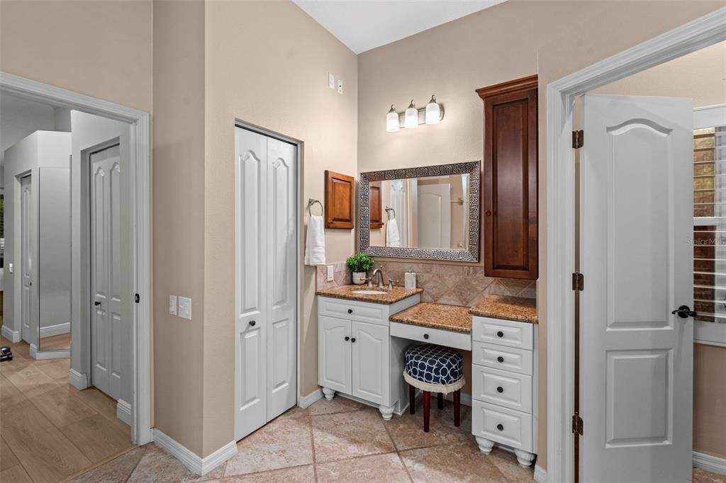 For Sale: $1,125,000 (5 beds, 4 baths, 3264 Square Feet)