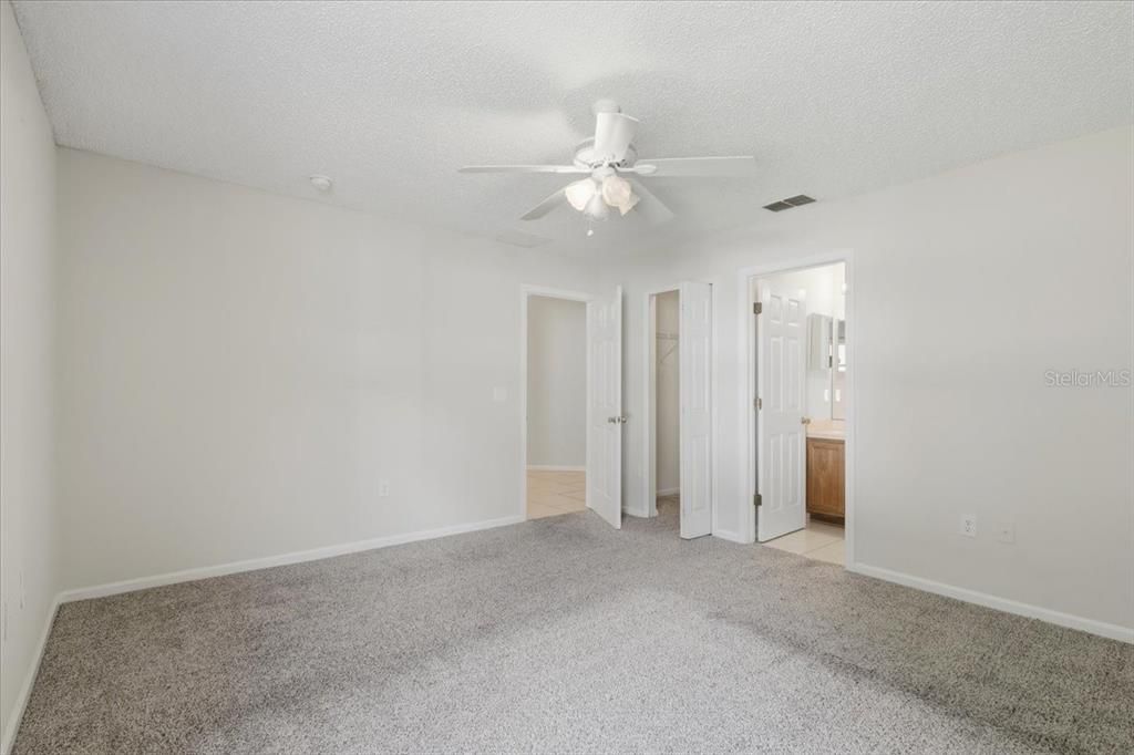 For Sale: $269,900 (3 beds, 2 baths, 1347 Square Feet)