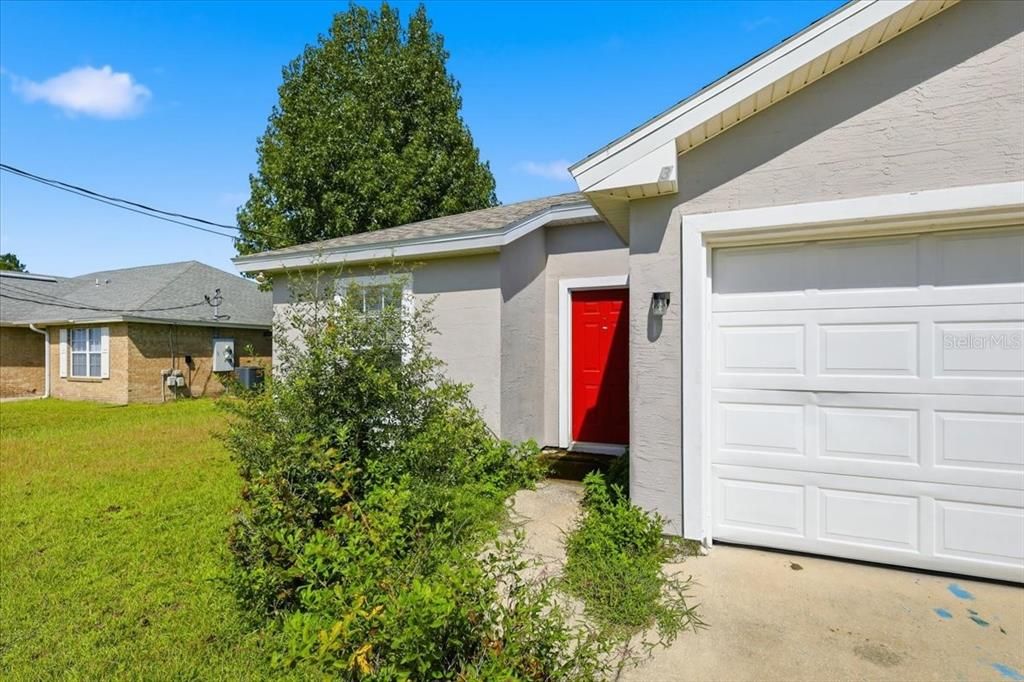 For Sale: $269,900 (3 beds, 2 baths, 1347 Square Feet)