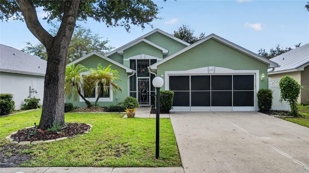 Activo con contrato: $260,000 (3 camas, 2 baños, 1442 Pies cuadrados)