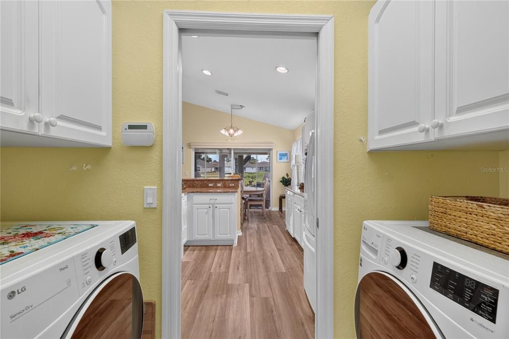 Activo con contrato: $260,000 (3 camas, 2 baños, 1442 Pies cuadrados)