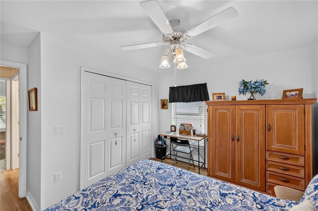 Activo con contrato: $260,000 (3 camas, 2 baños, 1442 Pies cuadrados)