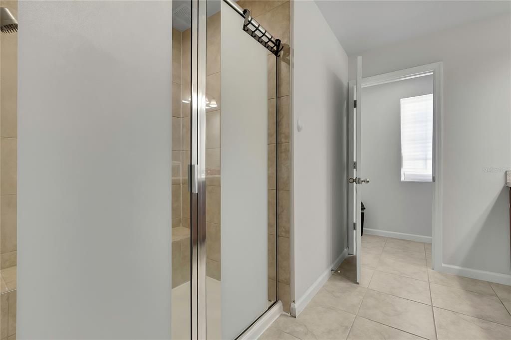 На продажу: $315,000 (3 спален, 2 ванн, 1866 Квадратных фут)