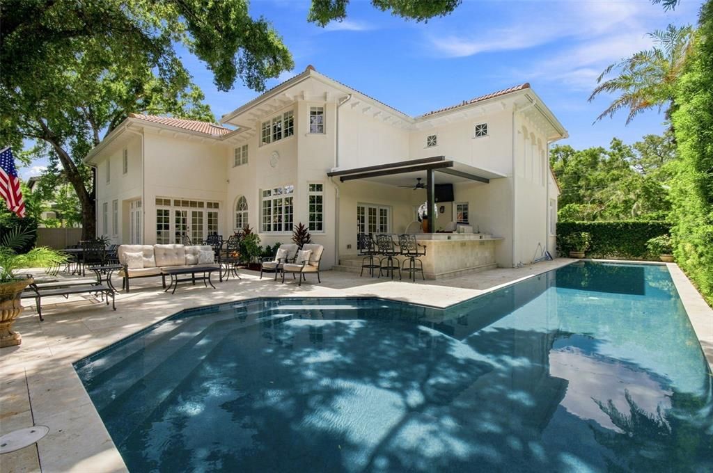 En Venta: $3,500,000 (5 camas, 4 baños, 5144 Pies cuadrados)