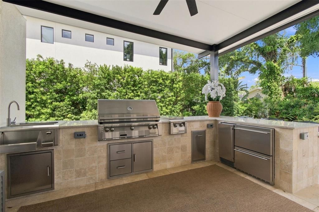 En Venta: $3,500,000 (5 camas, 4 baños, 5144 Pies cuadrados)