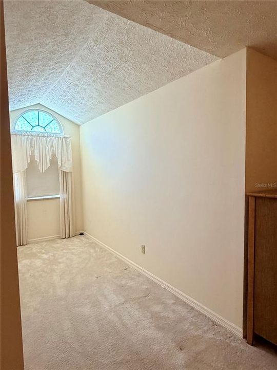 На продажу: $245,900 (4 спален, 2 ванн, 1921 Квадратных фут)