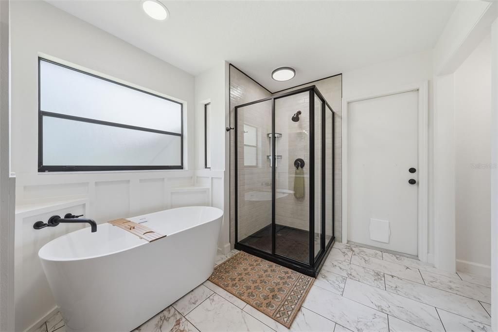 En Venta: $414,000 (3 camas, 2 baños, 1923 Pies cuadrados)