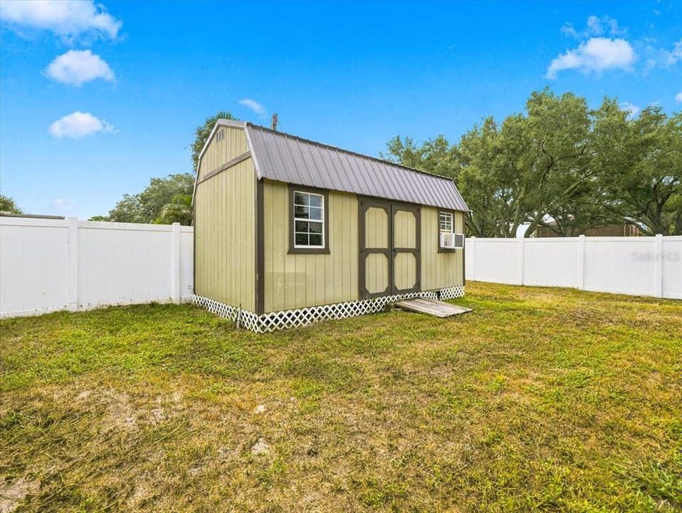 На продажу: $325,000 (3 спален, 2 ванн, 1499 Квадратных фут)