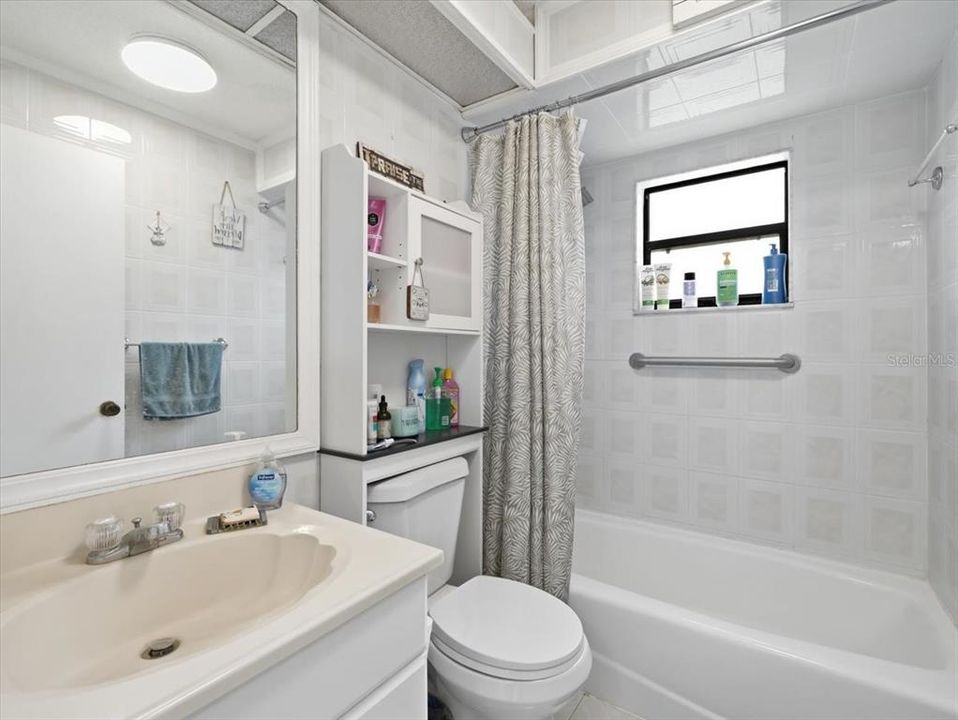 На продажу: $325,000 (3 спален, 2 ванн, 1499 Квадратных фут)
