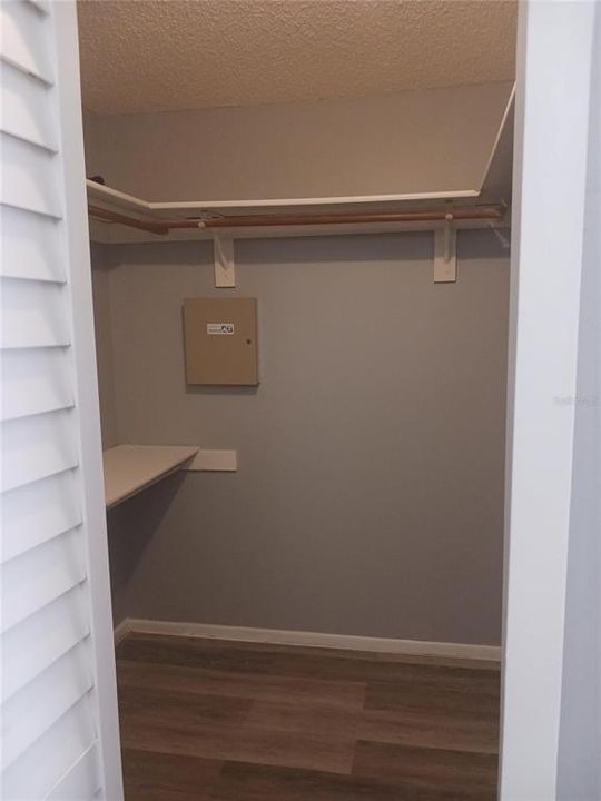 For Rent: $2,300 (3 beds, 2 baths, 1468 Square Feet)