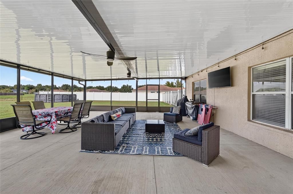 For Sale: $549,000 (4 beds, 3 baths, 2467 Square Feet)
