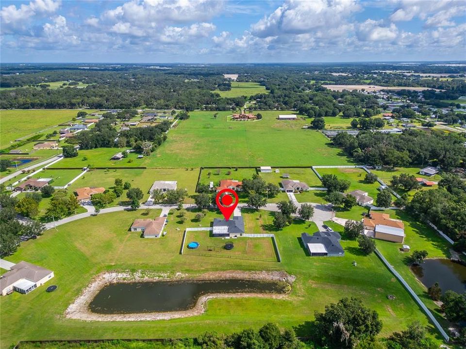 For Sale: $549,000 (4 beds, 3 baths, 2467 Square Feet)