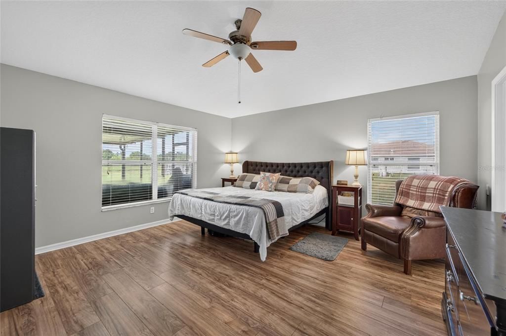 For Sale: $549,000 (4 beds, 3 baths, 2467 Square Feet)