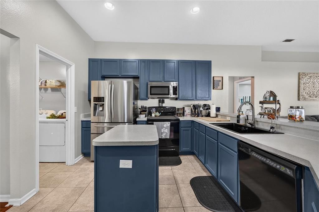 For Sale: $549,000 (4 beds, 3 baths, 2467 Square Feet)