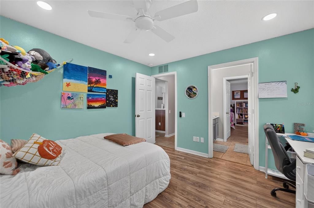 For Sale: $549,000 (4 beds, 3 baths, 2467 Square Feet)