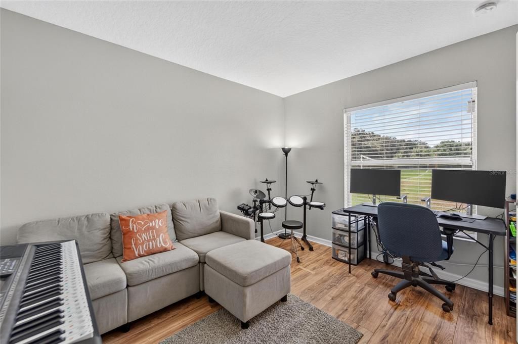 For Sale: $549,000 (4 beds, 3 baths, 2467 Square Feet)