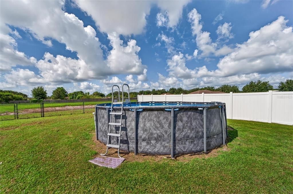 For Sale: $549,000 (4 beds, 3 baths, 2467 Square Feet)
