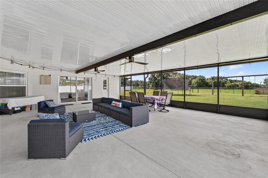 For Sale: $549,000 (4 beds, 3 baths, 2467 Square Feet)