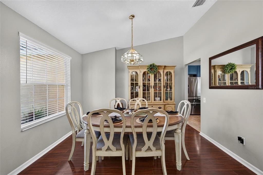 For Sale: $549,000 (4 beds, 3 baths, 2467 Square Feet)