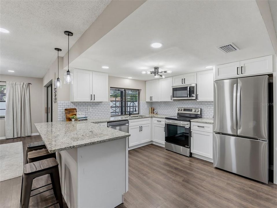 For Sale: $379,000 (3 beds, 2 baths, 1698 Square Feet)