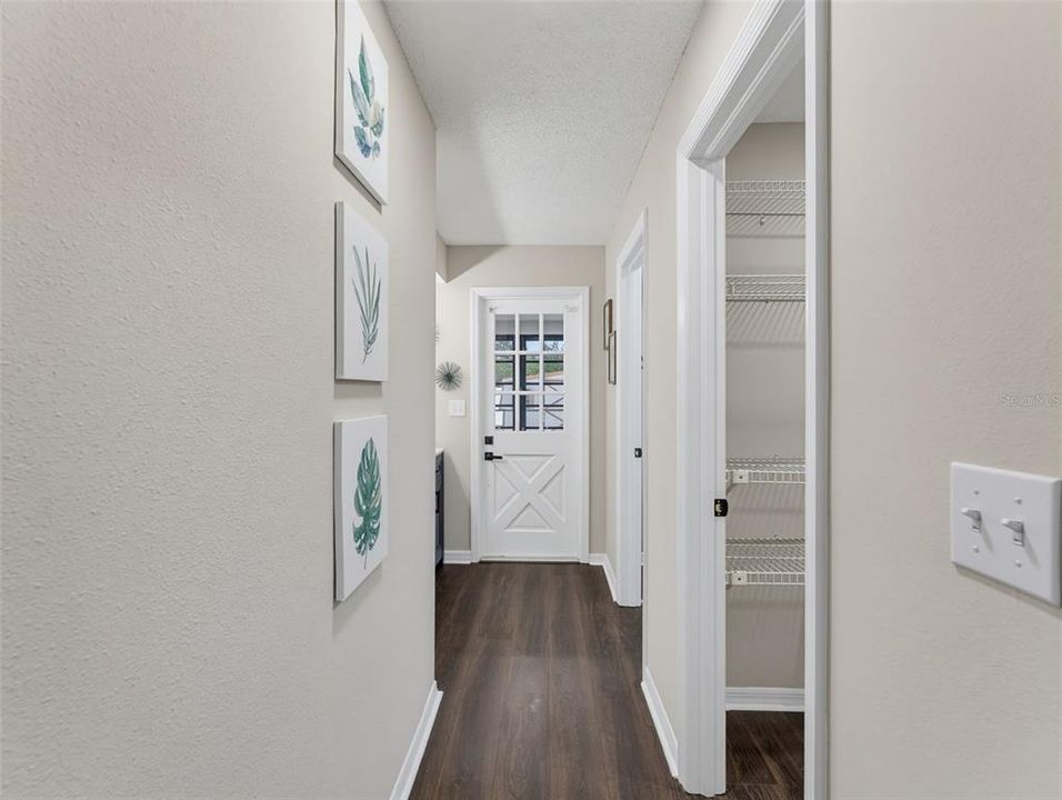 For Sale: $379,000 (3 beds, 2 baths, 1698 Square Feet)