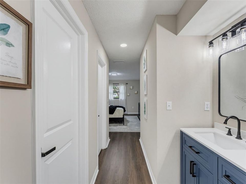 For Sale: $379,000 (3 beds, 2 baths, 1698 Square Feet)