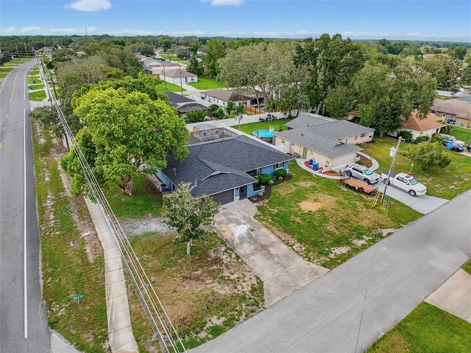 For Sale: $379,000 (3 beds, 2 baths, 1698 Square Feet)
