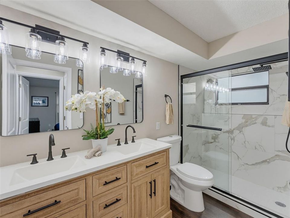 For Sale: $379,000 (3 beds, 2 baths, 1698 Square Feet)