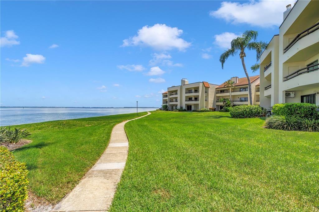 Active With Contract: $2,200 (1 beds, 1 baths, 790 Square Feet)