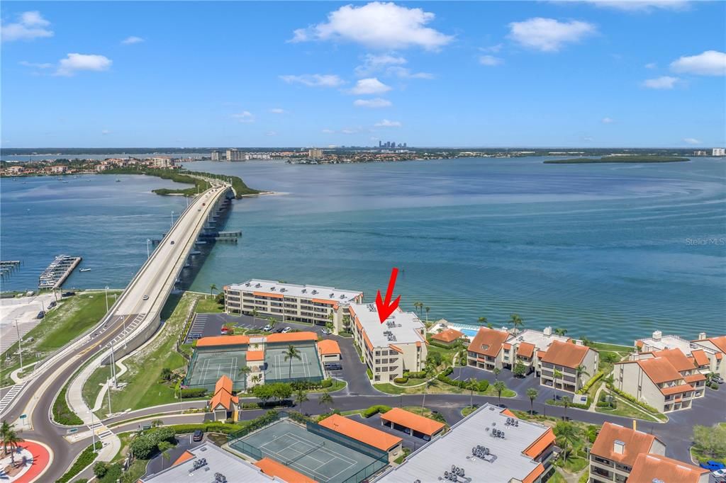 Active With Contract: $2,200 (1 beds, 1 baths, 790 Square Feet)