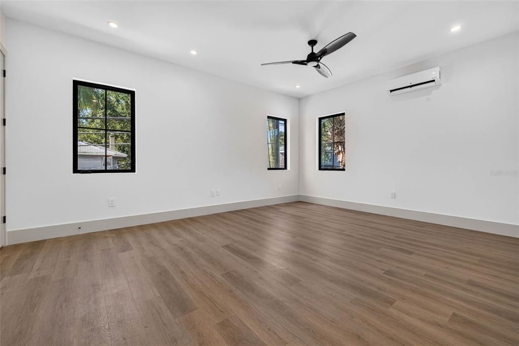 En Venta: $1,999,999 (4 camas, 4 baños, 3074 Pies cuadrados)