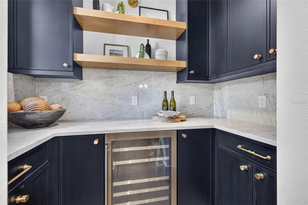 En Venta: $1,999,999 (4 camas, 4 baños, 3074 Pies cuadrados)