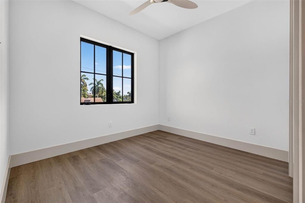 En Venta: $1,999,999 (4 camas, 4 baños, 3074 Pies cuadrados)
