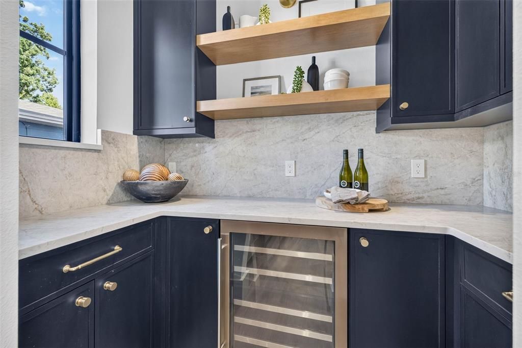 En Venta: $1,999,999 (4 camas, 4 baños, 3074 Pies cuadrados)