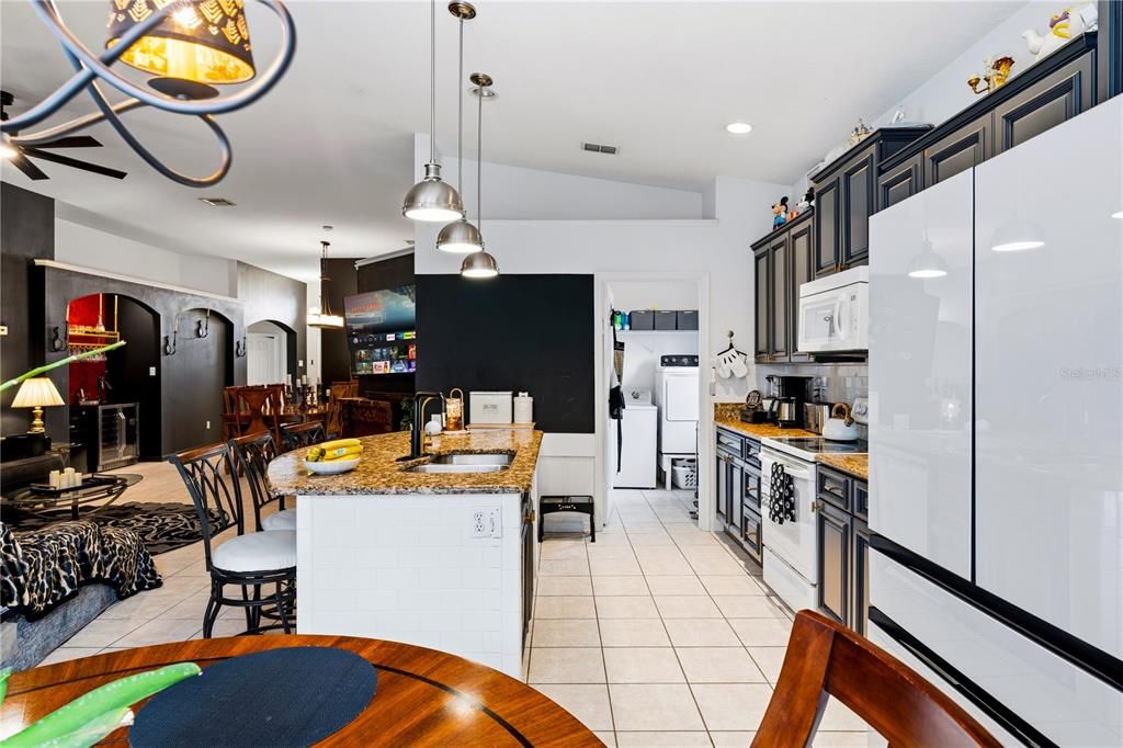 For Sale: $429,000 (4 beds, 3 baths, 1835 Square Feet)