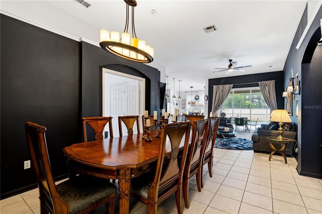 For Sale: $429,000 (4 beds, 3 baths, 1835 Square Feet)