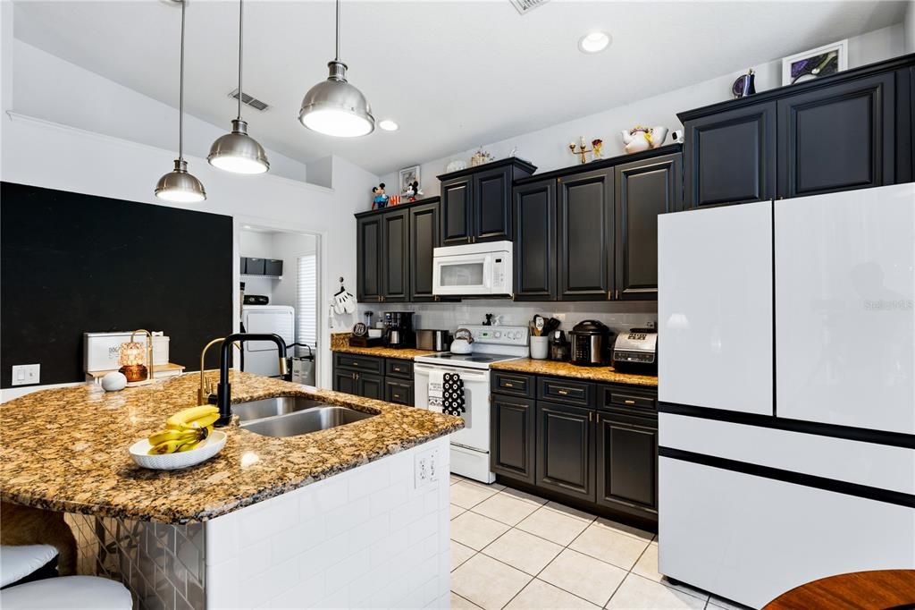 For Sale: $429,000 (4 beds, 3 baths, 1835 Square Feet)