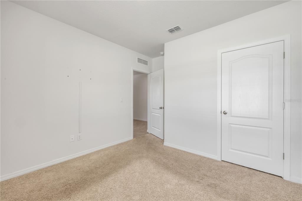 For Sale: $354,900 (4 beds, 2 baths, 1830 Square Feet)