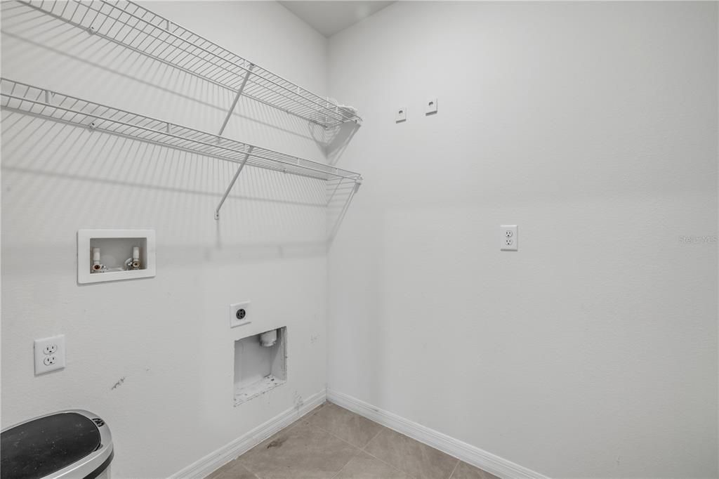 For Sale: $354,900 (4 beds, 2 baths, 1830 Square Feet)