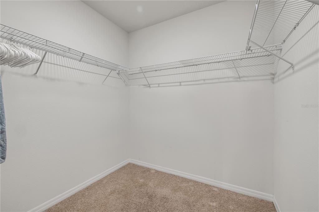 For Sale: $354,900 (4 beds, 2 baths, 1830 Square Feet)