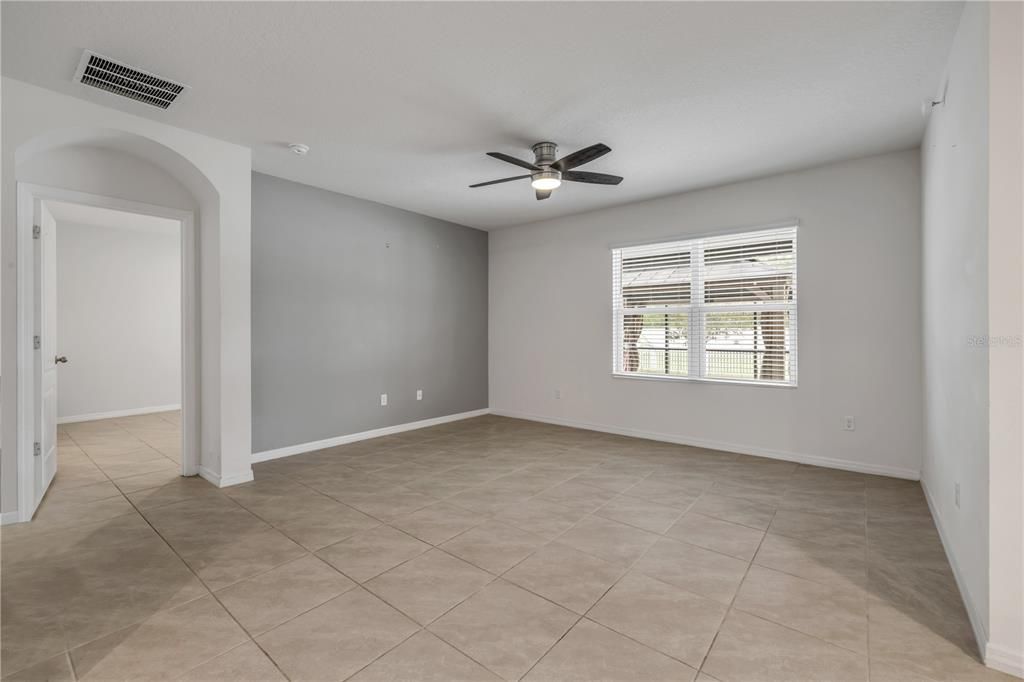For Sale: $354,900 (4 beds, 2 baths, 1830 Square Feet)
