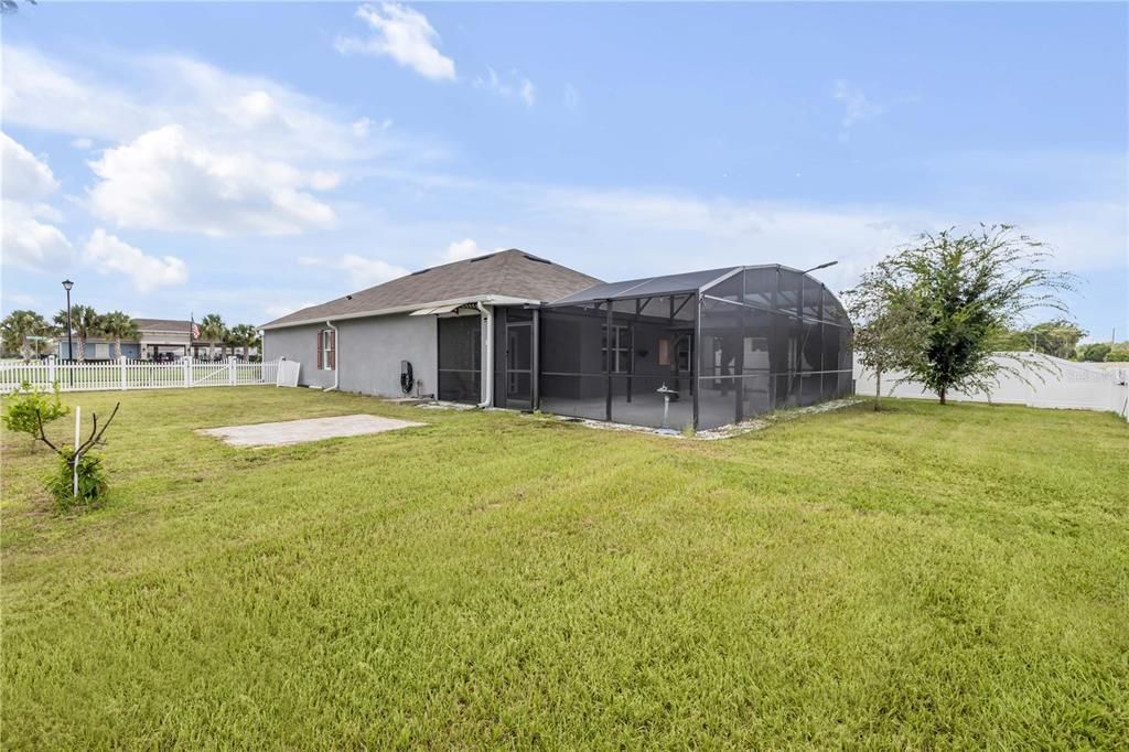 For Sale: $354,900 (4 beds, 2 baths, 1830 Square Feet)