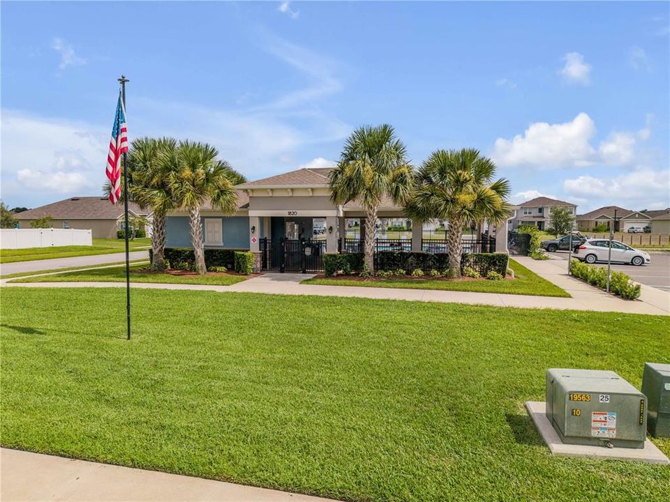 For Sale: $354,900 (4 beds, 2 baths, 1830 Square Feet)