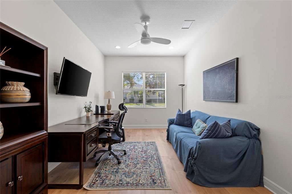 For Sale: $495,000 (2 beds, 2 baths, 1867 Square Feet)
