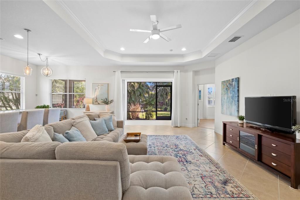 For Sale: $495,000 (2 beds, 2 baths, 1867 Square Feet)