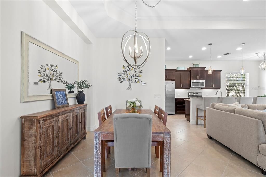 For Sale: $495,000 (2 beds, 2 baths, 1867 Square Feet)