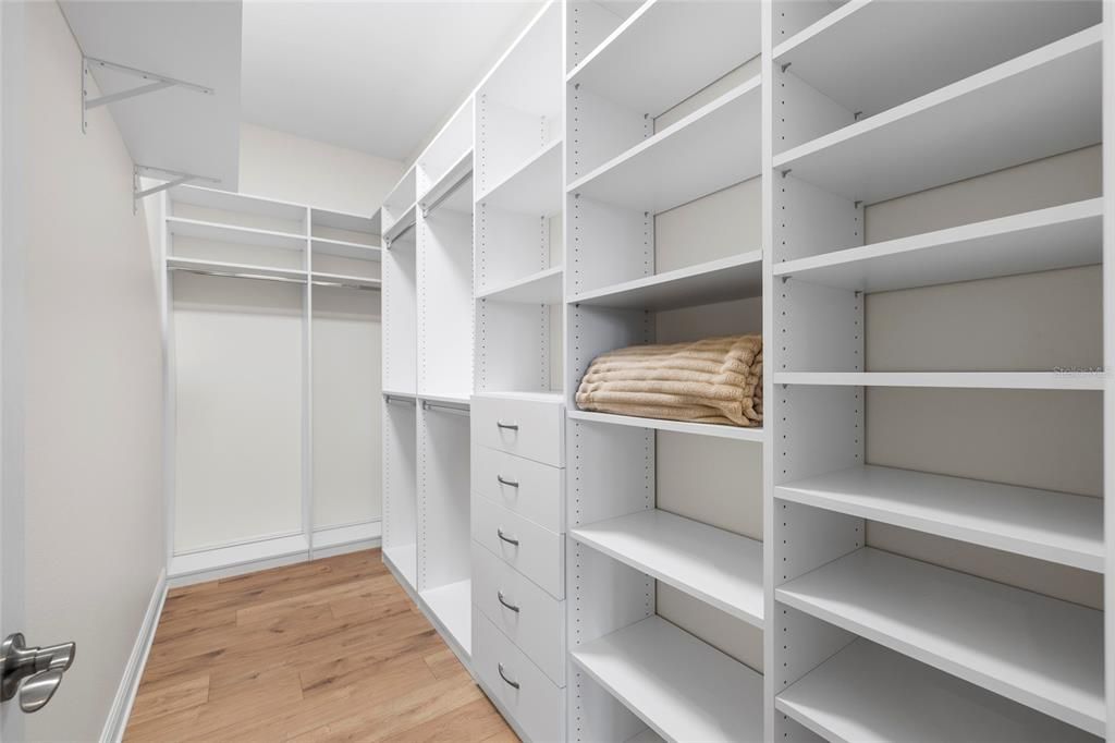 For Sale: $495,000 (2 beds, 2 baths, 1867 Square Feet)