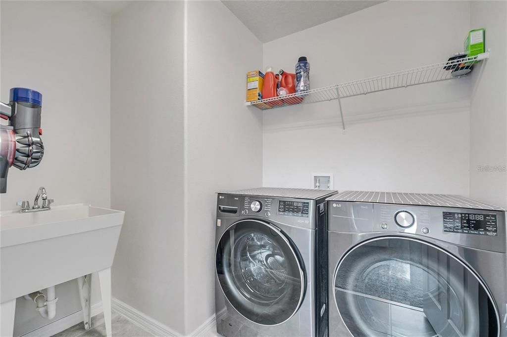 В аренду: $3,050 (4 спален, 2 ванн, 2365 Квадратных фут)