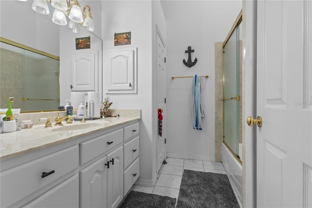 For Sale: $699,900 (6 beds, 3 baths, 4782 Square Feet)
